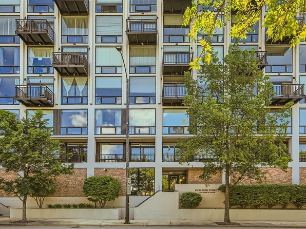 61 W 15th St APT 601, Chicago, IL 60605