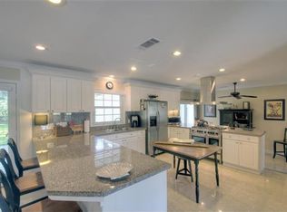 101 Wymberly Rd, Saint Simons Island, GA 31522