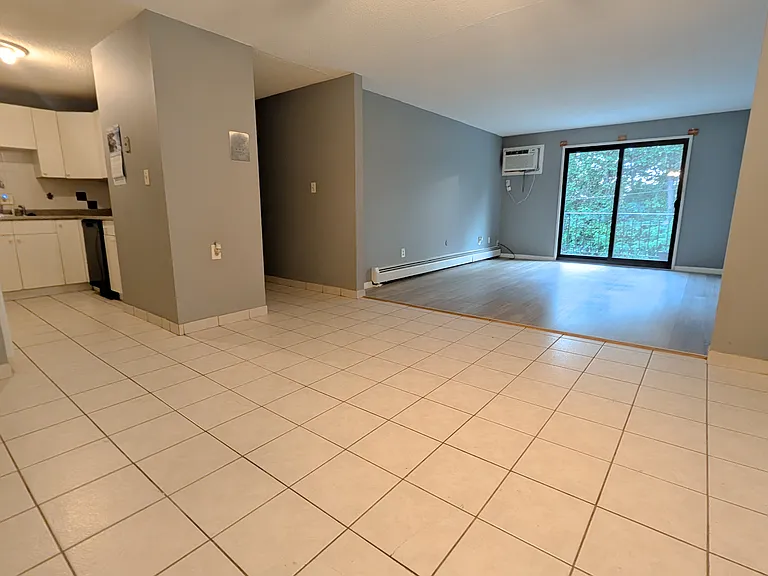 355 Pawtucket Blvd #28 — Photo 6