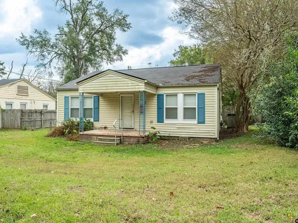 113 Tucker Ln, Jacksonville, TX 75766