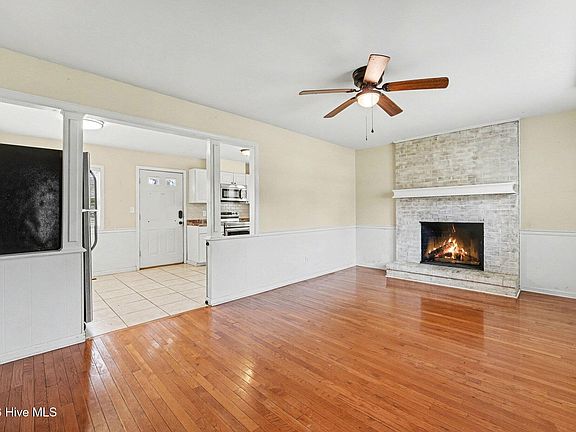 4th image of 510 W Main Street