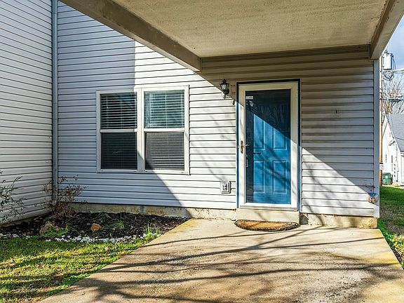 4th image of 3652 Leisure Creek Ct