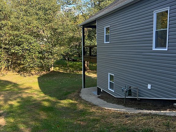 5th image of 314 Ayers Dr