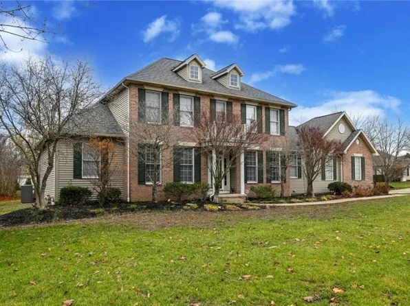 5957 Century St NW, Canton, OH 44718