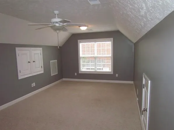 2711 Bardolino Dr, Fayetteville, NC 28306