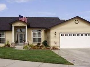 514 Winston Ct, Eagle Pt, OR 97524