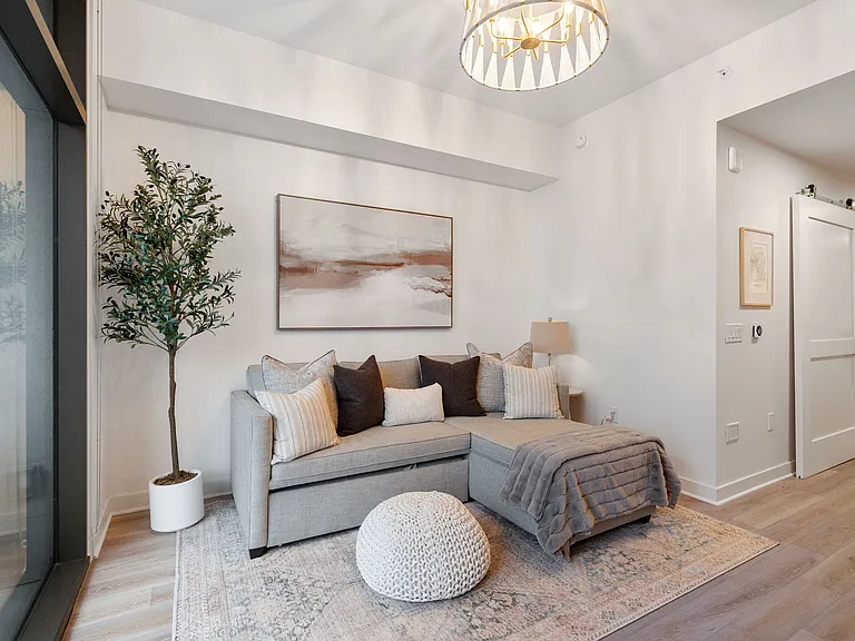 1212 Demonbreun St #706 — Photo 9