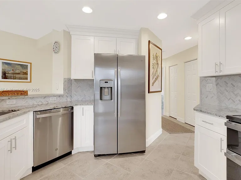 5051 N Highway A1A #6 — Photo 16