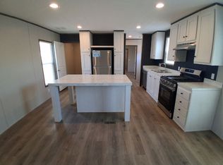 500 Talbot Ave TRAILER C19, Canutillo, TX 79835