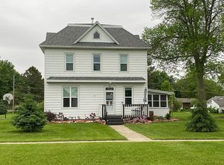 700 Elk St S, Elkton, SD 57026