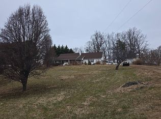 8 Little Rock Rd, Cana, VA 24317