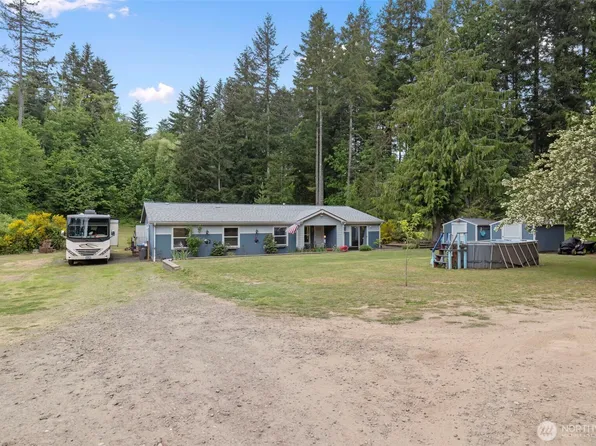 884 Cherub Place E, Port Orchard, WA 98366