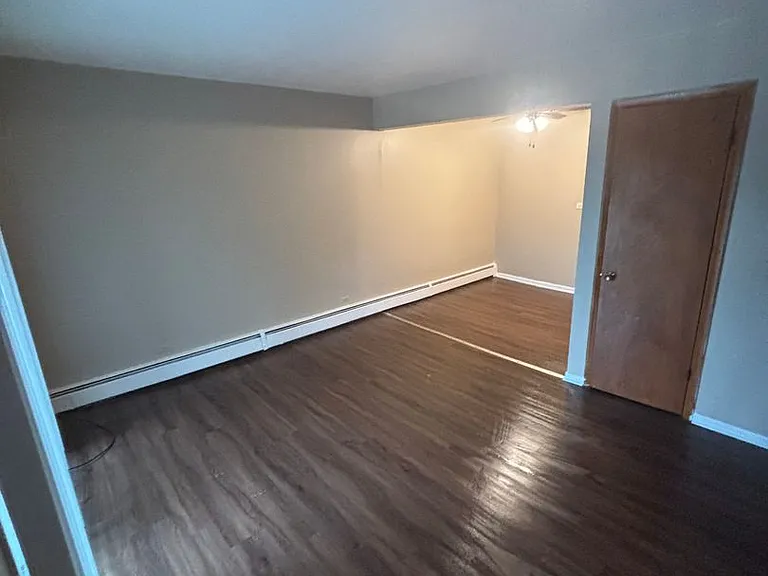 12500 S Lincoln St — Photo 24