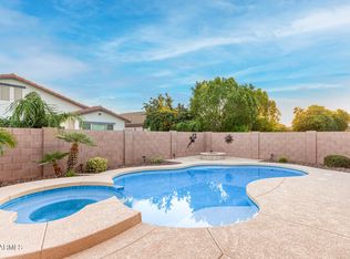 2743 E NARROWLEAF Drive, Gilbert, AZ 85298