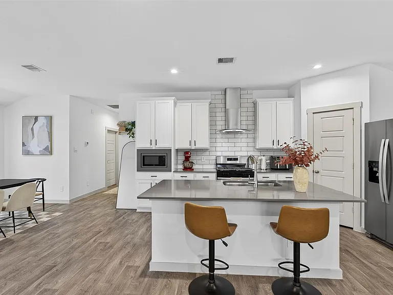 12812 Tokenhouse Ln — Photo 10