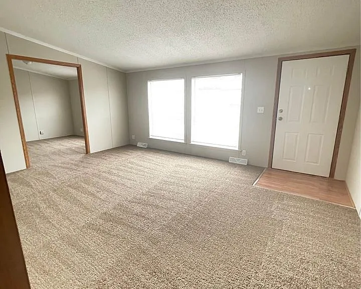 Oakridge Estates — Photo 40