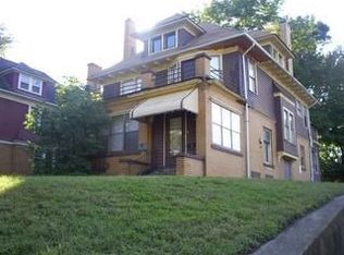 670 Lakeview Rd, Cleveland, OH 44108