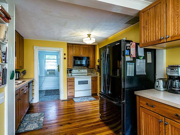 2nd image of 12815 Turner Estates Dr