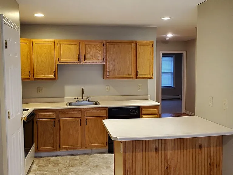 Willow Wood Apartment Homes — Photo 40