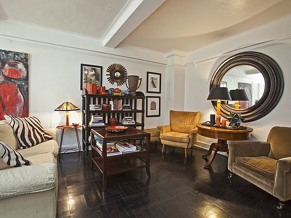 4th image of 136 Waverly Pl APT 3C