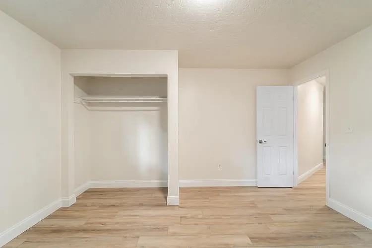 4710 S Peninsula Dr — Photo 24
