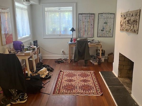 99 Bull St APT C