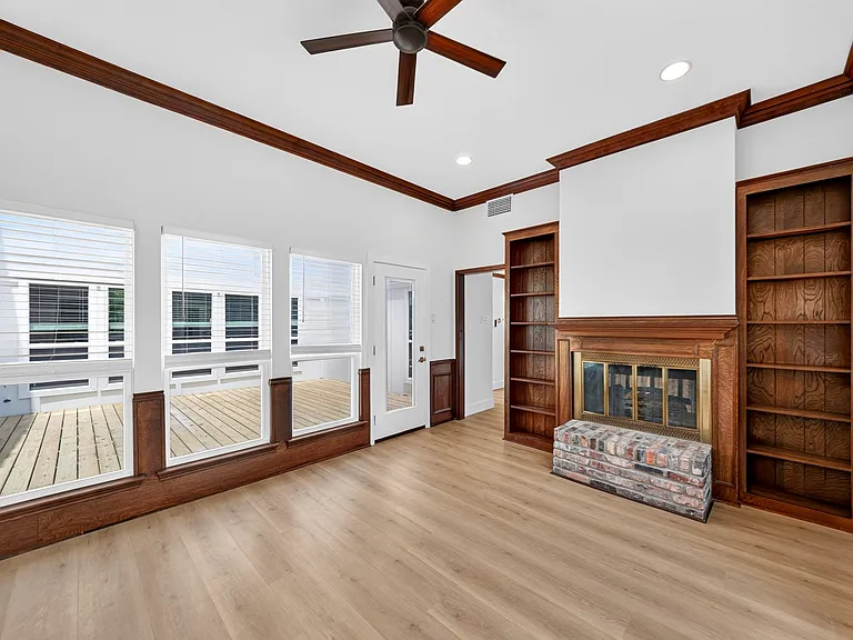 4008 Acapulco St — Photo 10