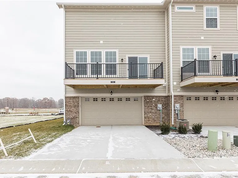 7257 Zanesville Rd — Photo 28