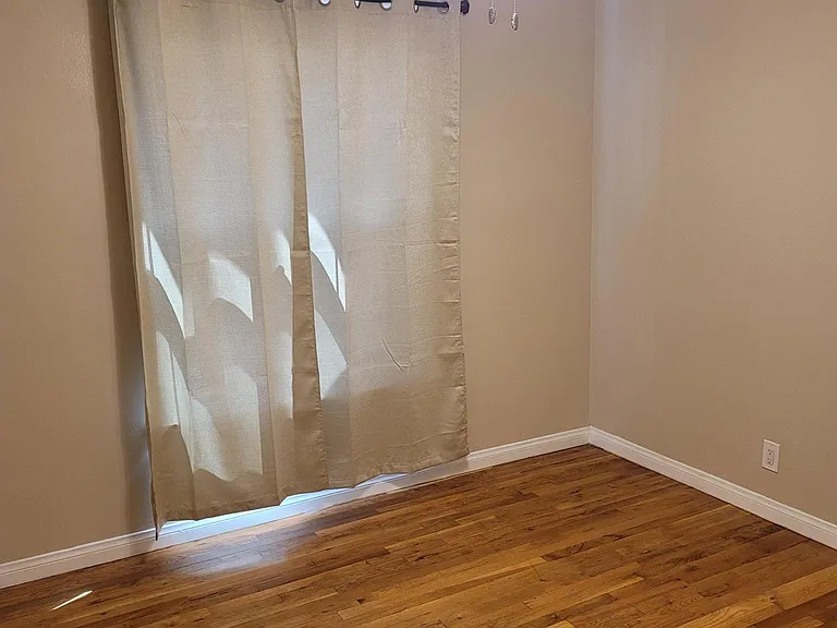 6503 White Oak Ave — Photo 32