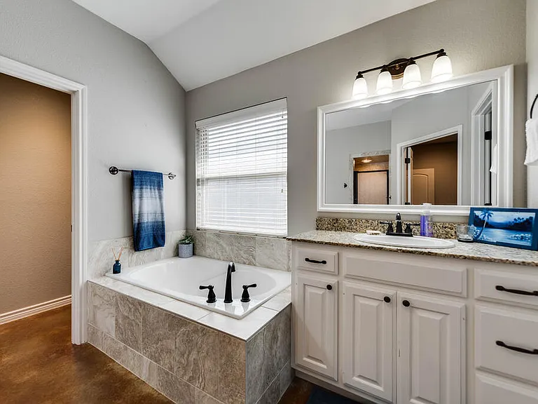 5809 Rio Grande Ave — Photo 16