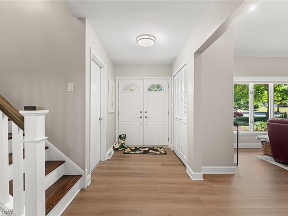 3rd image of 1920 Bromton Dr