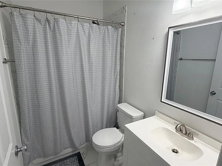 456 Knollwood Dr — Photo 16