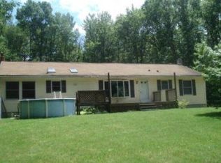 3006 Summer Valley Rd, New Ringgold, PA 17960
