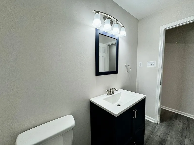 517 Aragona Blvd — Photo 21
