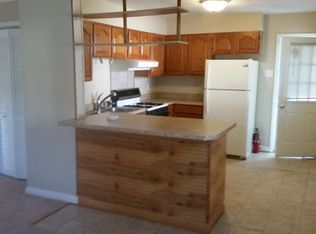 15 Shelton Rd, Hampton, VA 23663