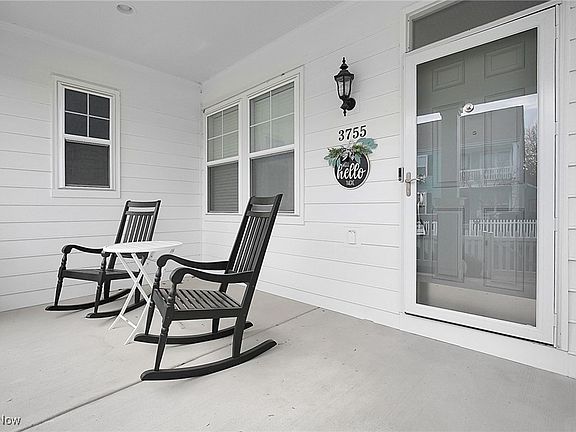 4th image of 3755 Renwick Ln