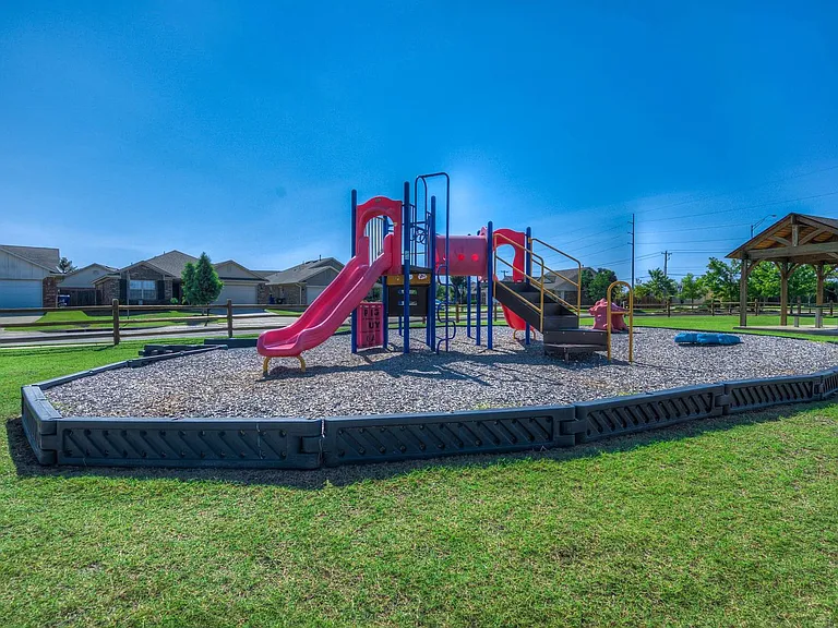 808 Ga Zump Dr — Photo 2