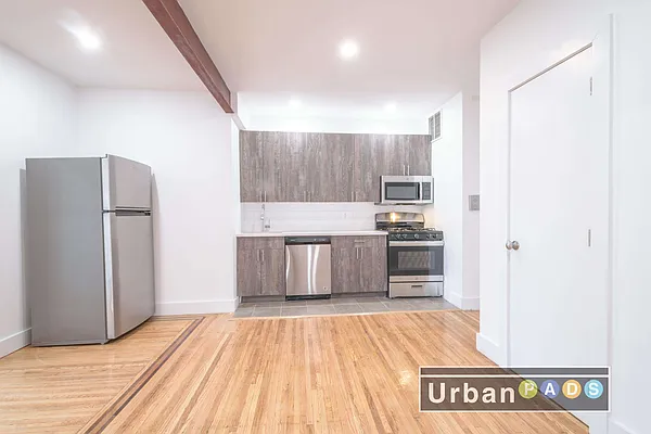 Rented by Urban Pads | media 17