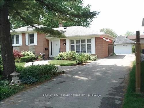 578 Stonecliffe Rd Photo 1