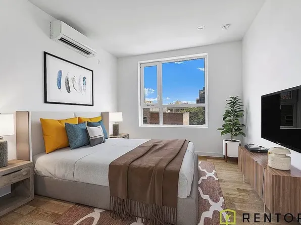 1875 Atlantic Avenue image 4 of 17