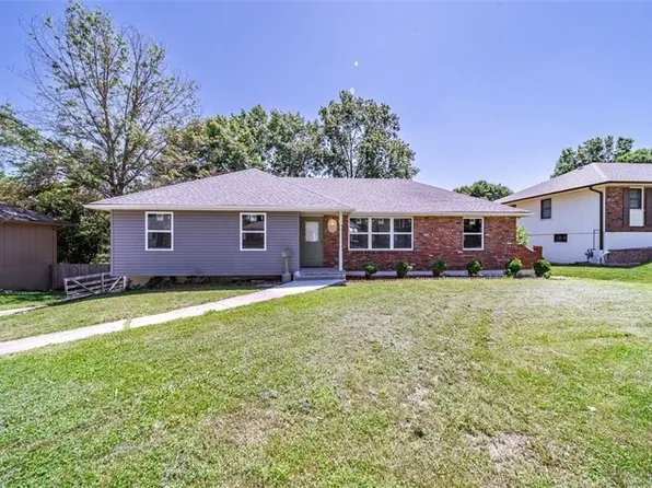 15711 E 44th Ter S, Independence, MO 64055