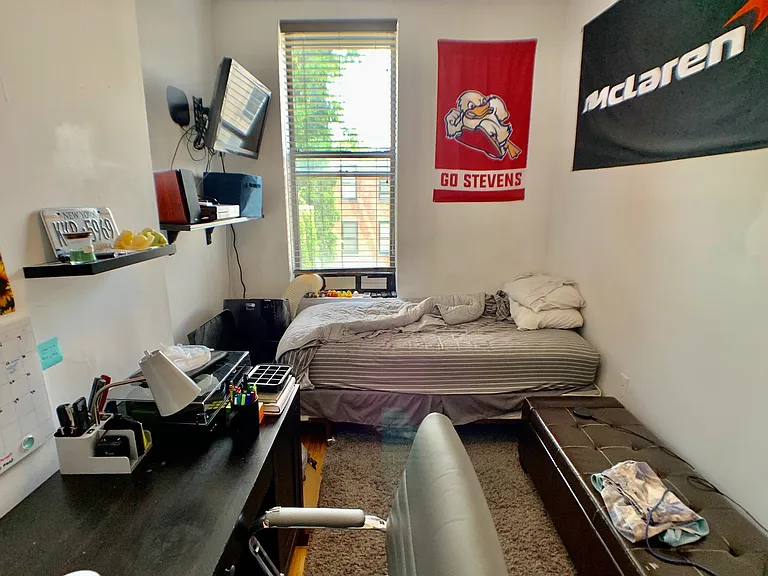 912 Washington St #2 — Photo 7