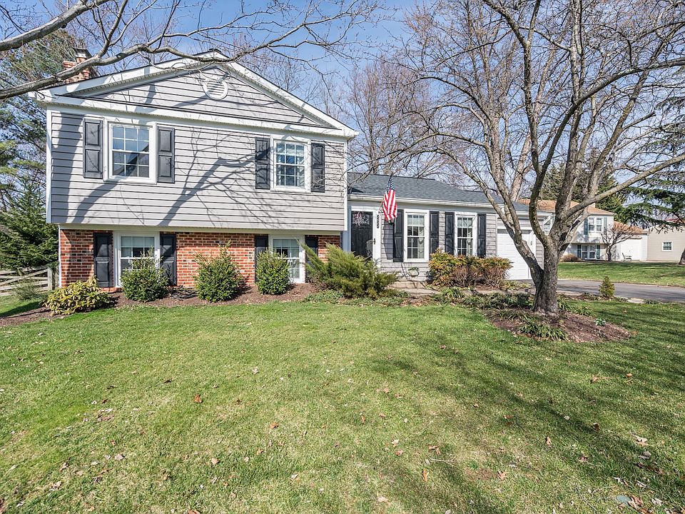 1st image of 2622 Bastian Ln