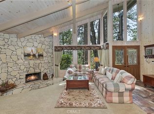 28018 Peninsula Dr, Lake Arrowhead, CA 92352