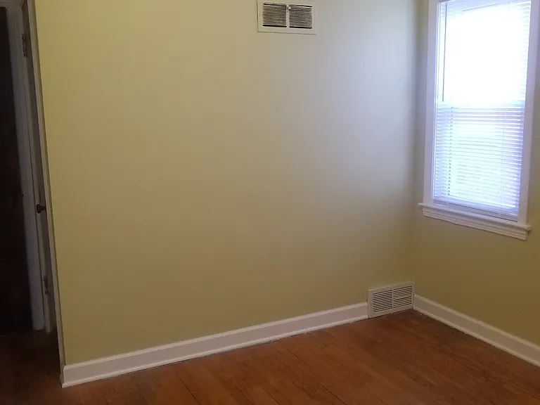 4918 Hull St #2WE — Photo 14