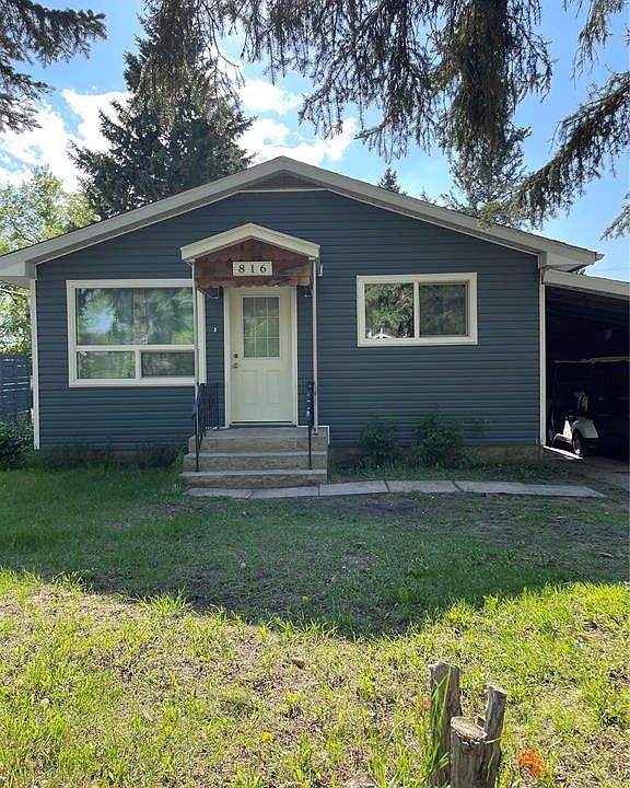 1st image of 816 Southesk STREET