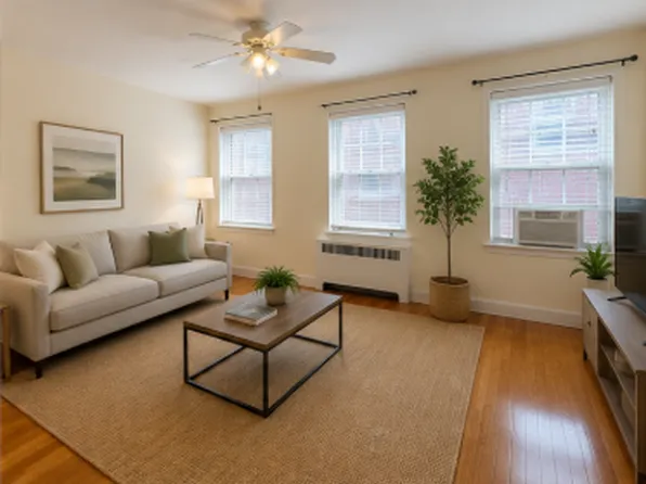 14 Fairbanks St #6, Brookline, MA 02446