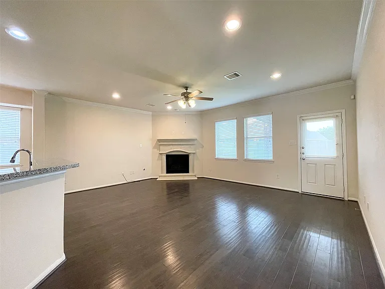 3010 Overbrook Meadow Ln — Photo 8