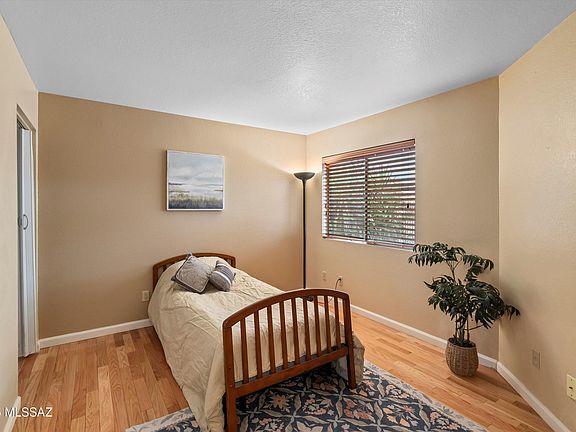 5th image of 9370 N Hampshire Dr