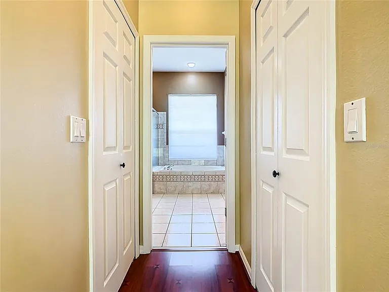 4925 Brightmour Cir — Photo 40